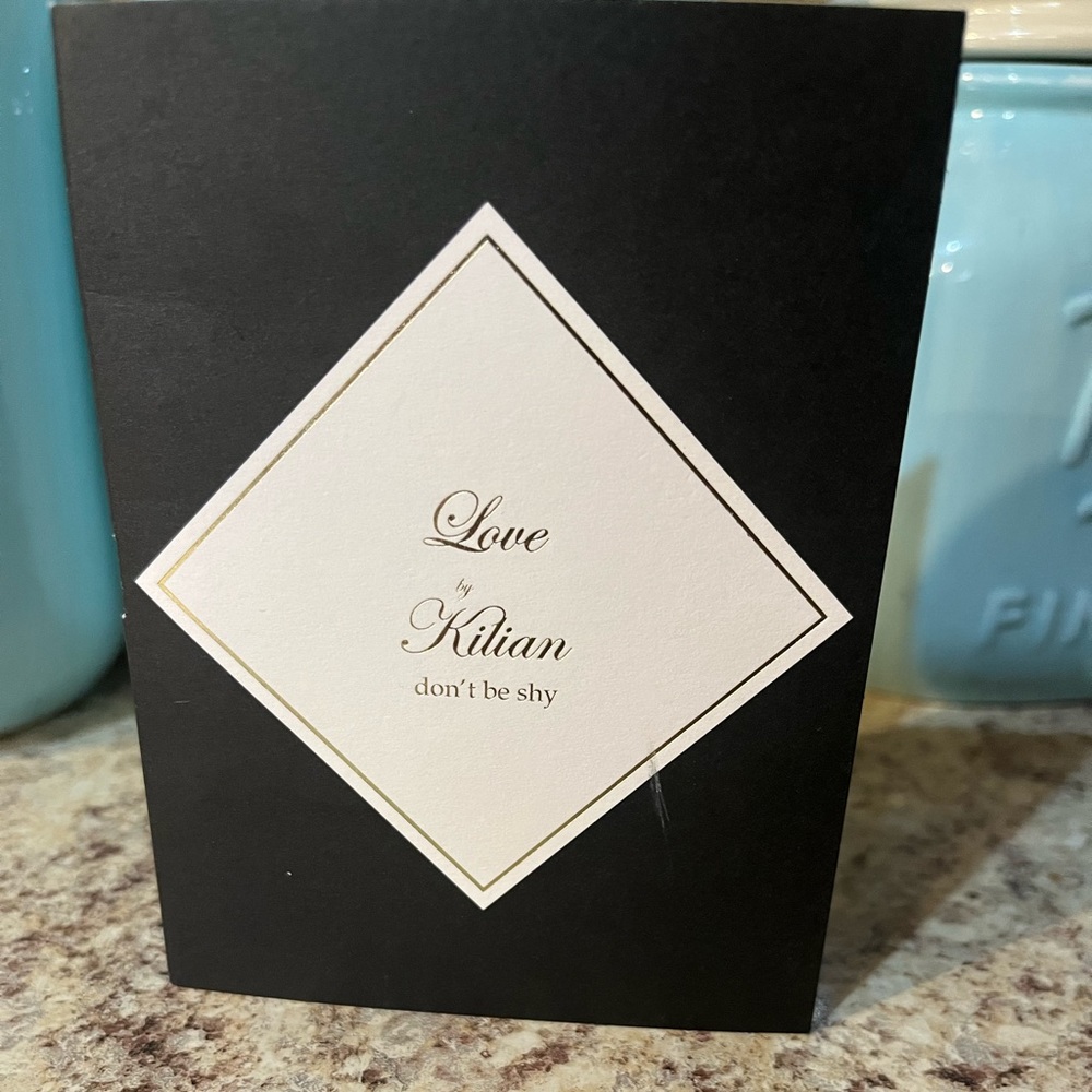 🎉SOLD🎉 Killian’s love don’t be shy fragrance
